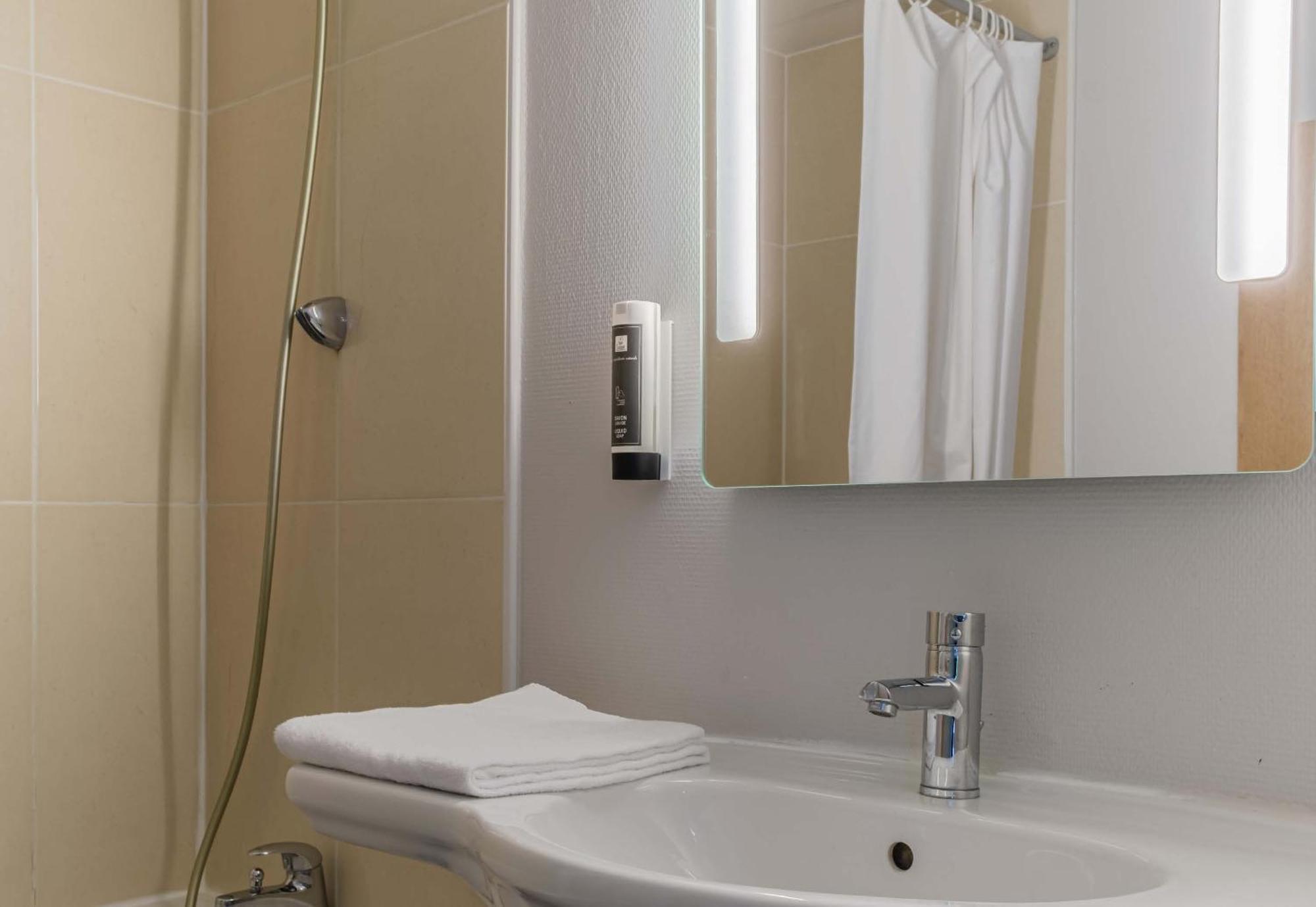 B&B Hotel Besancon Chateaufarine Экстерьер фото